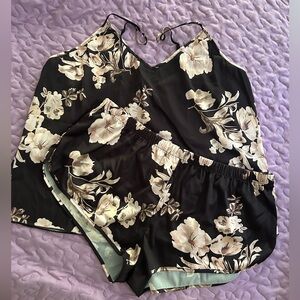 Floral Black and Cream Women's Sleepwear Set